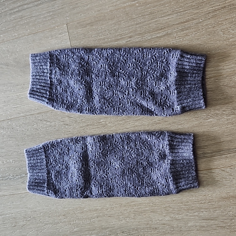 Hugo Boss arm warmers